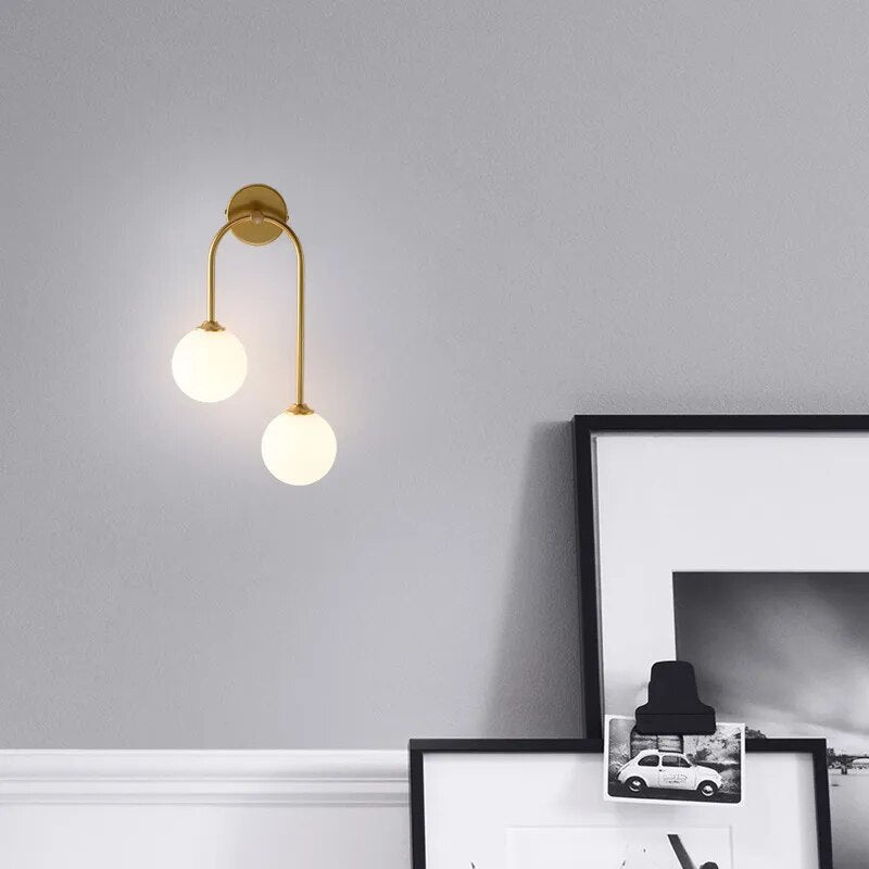 Applique murale LED moderne en verre laiteux