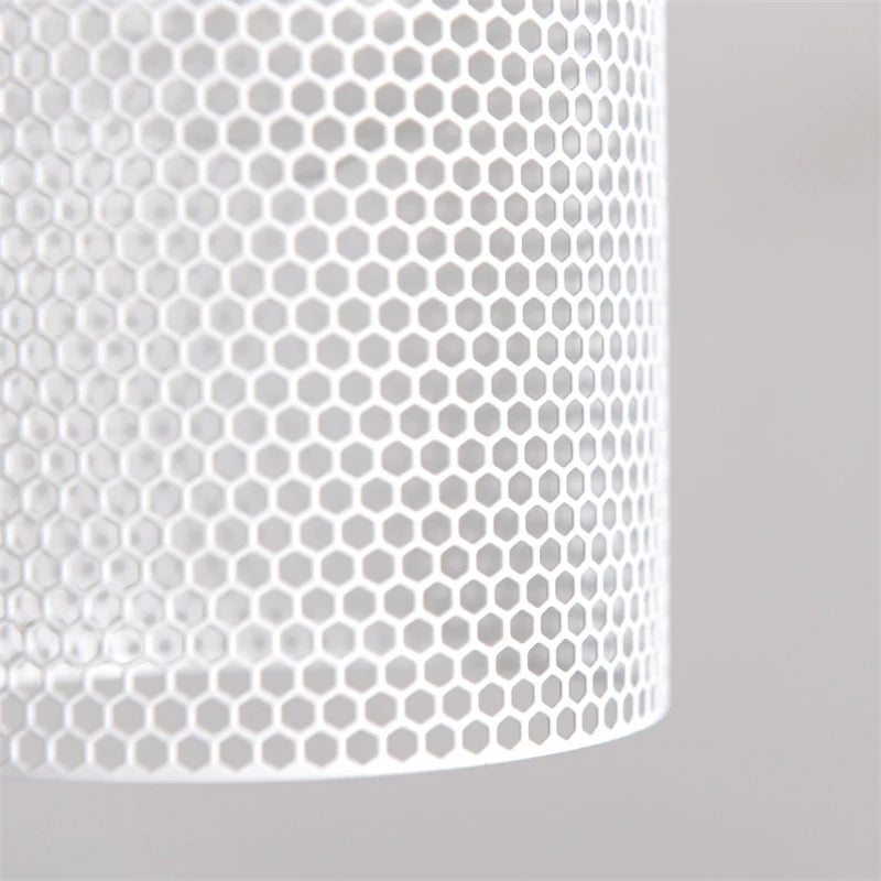 suspension nordiques ajourées pour éclairage intérieur minimaliste