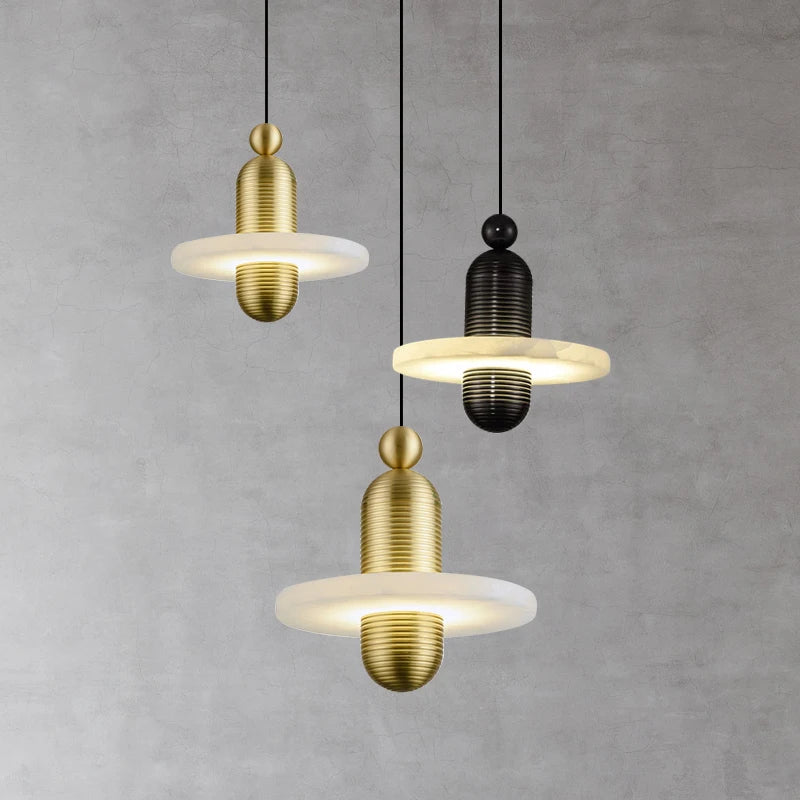 Suspension design led en marbre et aluminium avec cordon réglable