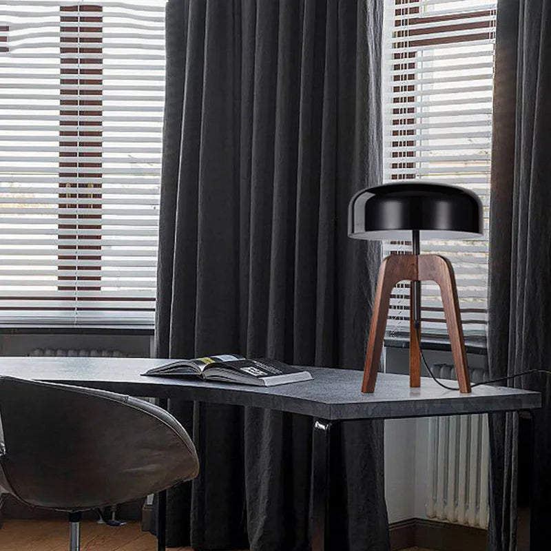 Pileo Porada – lampadaire classique en bois