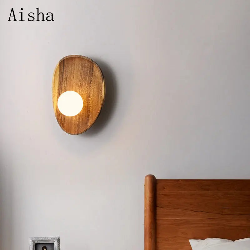 Applique murale LED en bois de noyer