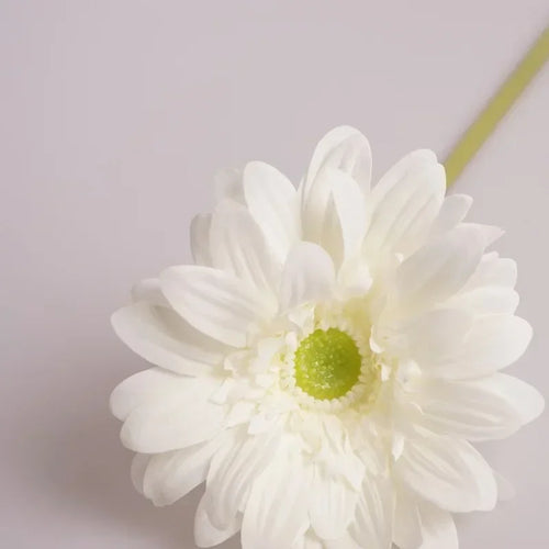 fleurs artificielles réalistes pour mariage et décoration festive
