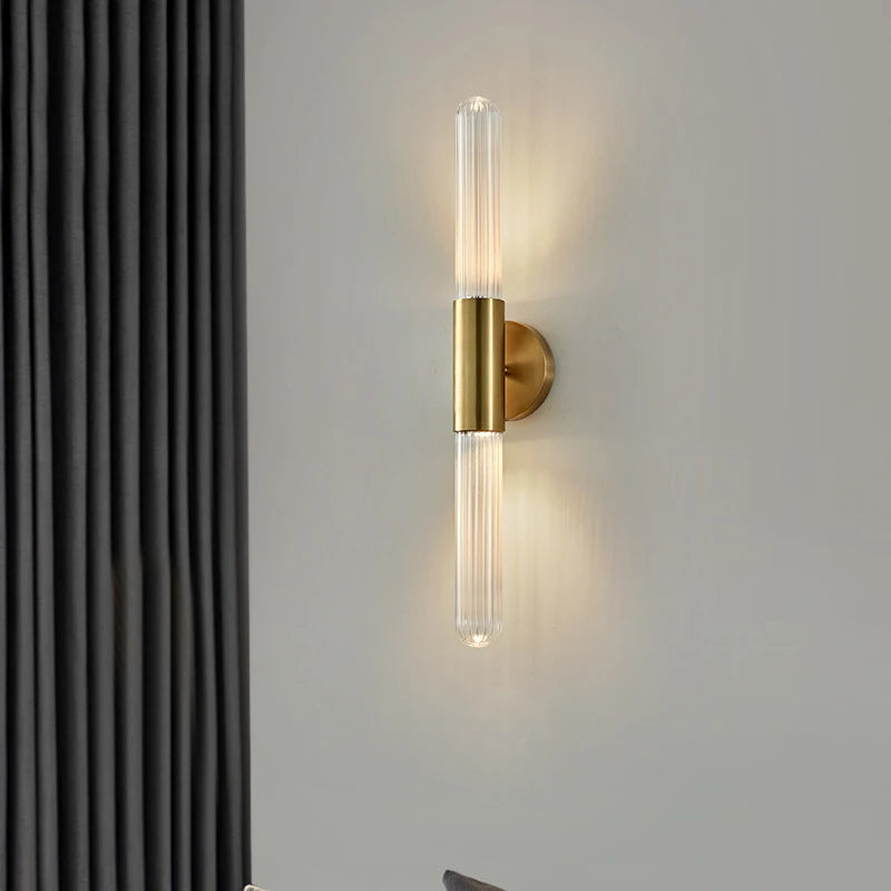 Applique murale LED longue et moderne