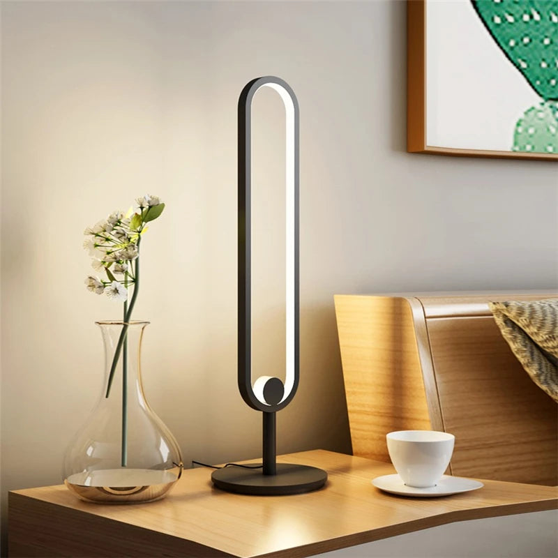 lampadaire minimaliste avec gradation et design moderne