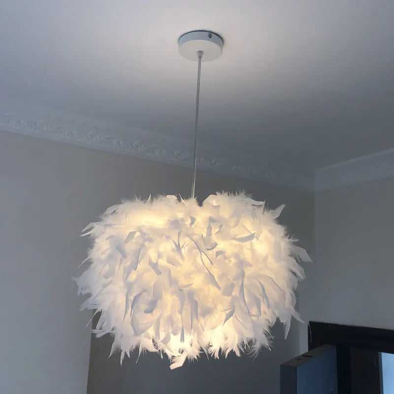 Suspension moderne en plumes E27