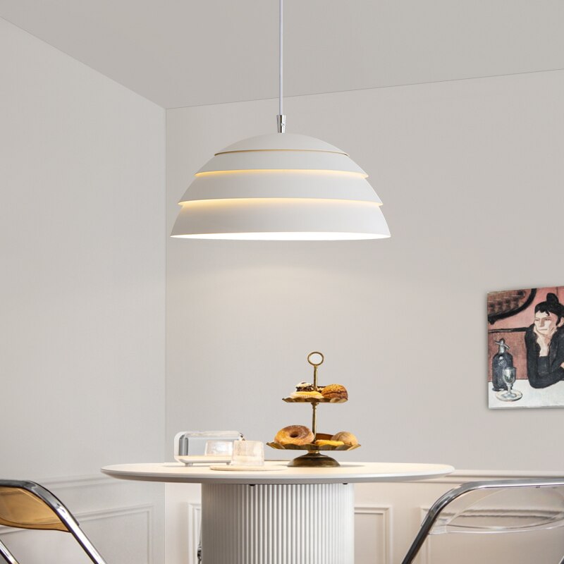 Suspension moderne au style industriel Volta