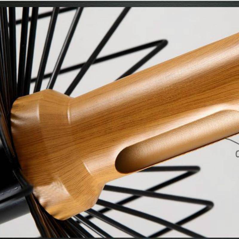 Suspension cages en métal de plusieurs formes Antique