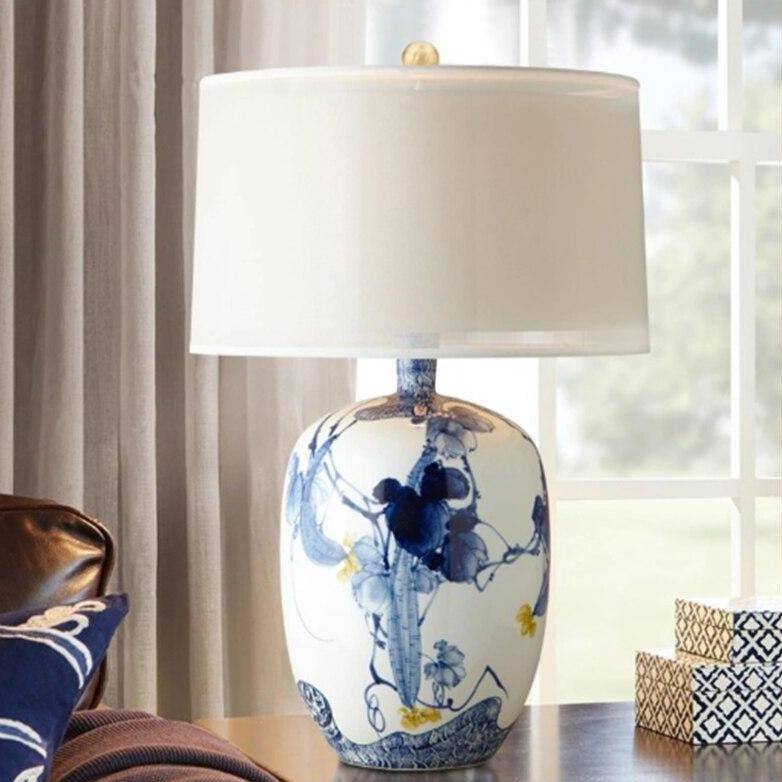 Lampe à poser LED en céramique blanc et bleu avec abat-jour style Japonais