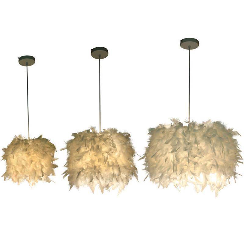 Suspension ronde LED en plumes Fairy