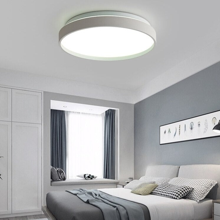Plafonnier moderne LED métallique circulaire et fin Glenn