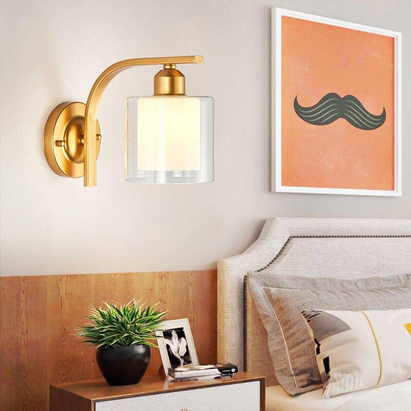 Applique murale design à LED métal avec abat-jour en verre soufflé Loft