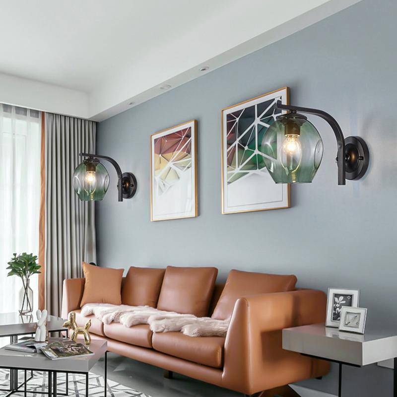 Applique murale design à LED métal avec abat-jour en verre soufflé Loft