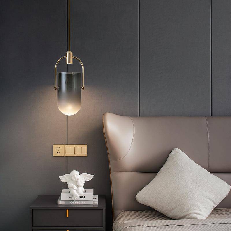 Suspension design à LED avec abat-jour arrondi en verre Shadow