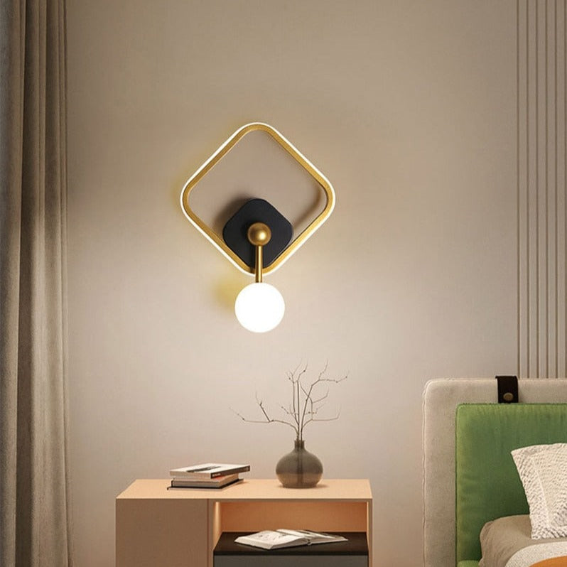 Applique murale design géométrique avec boule suspendue Oryna