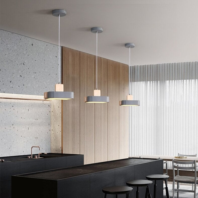 Suspension scandinave LED avec abat-jour en bois Ainhara