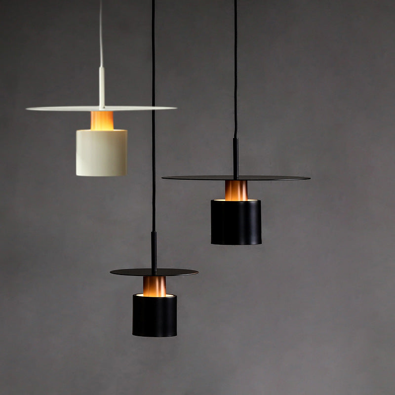 Suspension design avec abat-jour cylindrique Roscot