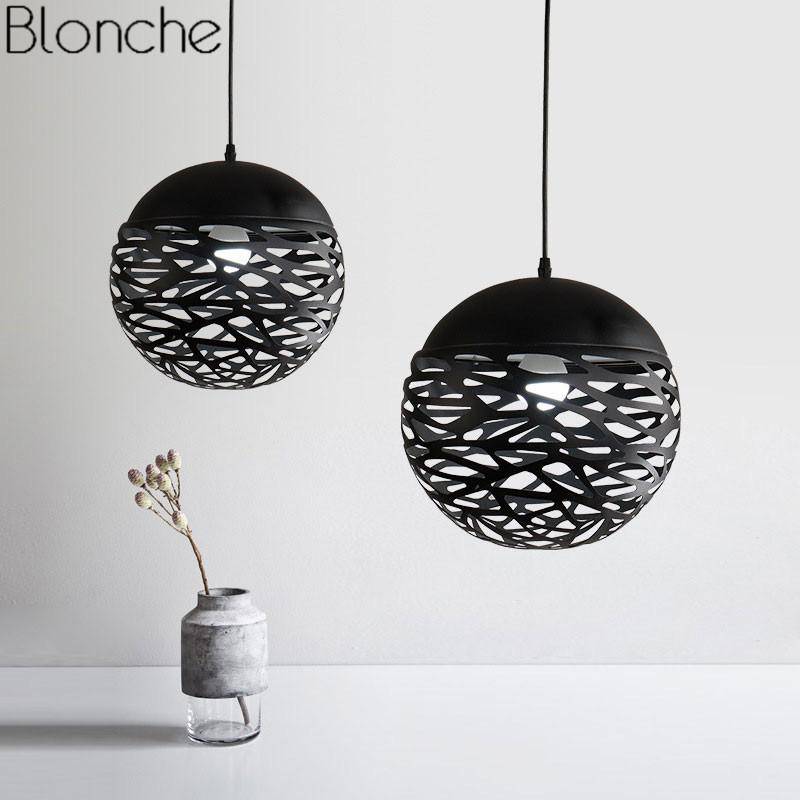 Suspension design moderne en boule trouée Hollow (plusieurs couleurs)