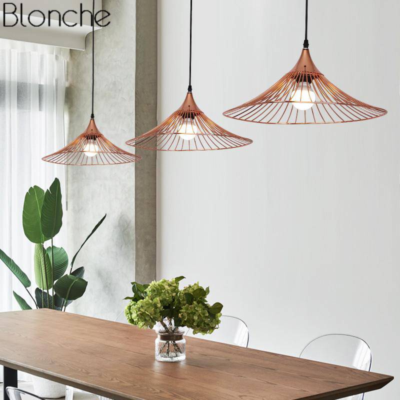 Suspension design à LED chapeau de paille coloré