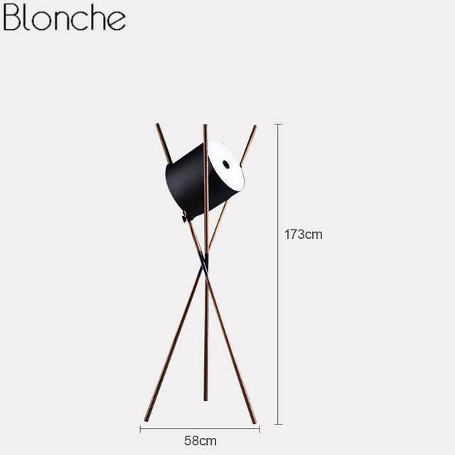 Lampadaire design tripode à LED Nordic
