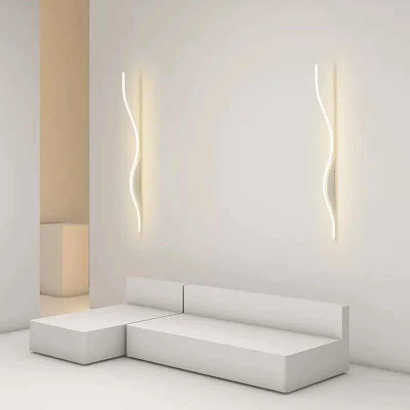 Moderne LED-Wandleuchte in S-Form für dekorative Beleuchtung - vue 3 sur 12