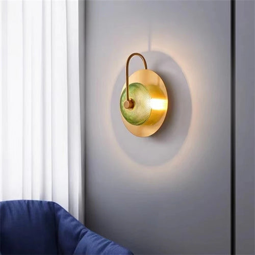 Moderne und elegante Wandleuchte aus Kristallglas