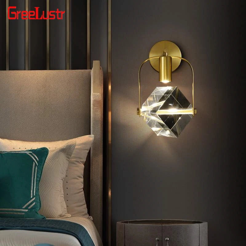 Moderne luxuriöse LED-Kristall-Wandleuchte für stilvolle Innenräume – Schlafzimmer, Flur und Eingangsbereich - vue 6 sur 13