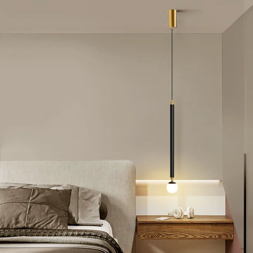 Kreative, schlichte Pendelleuchte mit langem Kabel aus Glas und Aluminium - vue 4 sur 10