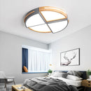 Elegante LED-Deckenleuchte Nordic aus Holz, Aufputzmontage