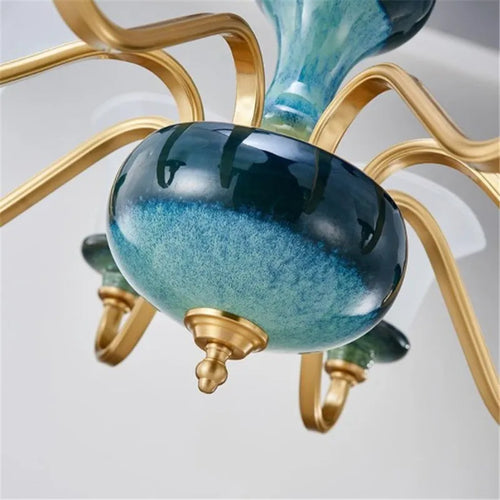 lustre en céramique et cuivre pour une ambiance moderne et simple