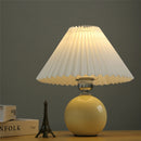 Lampe plissée bois rotin moderne LED bureau et table