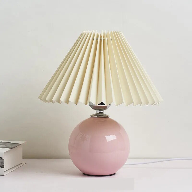 Lampe de table plissée coréenne - vue 13 sur 25