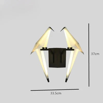 Postmoderne LED-Wandleuchte aus Eisen und Acryl mit Vogeldesign