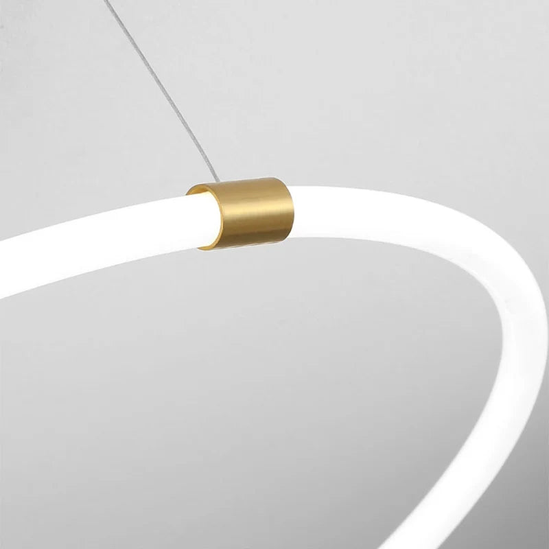 Plafonnier design ronds LED éclairage 360 degrés en acrylique - vue 6 sur 11