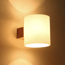 Japanische LED-Wandleuchte im nordischen Holzdesign