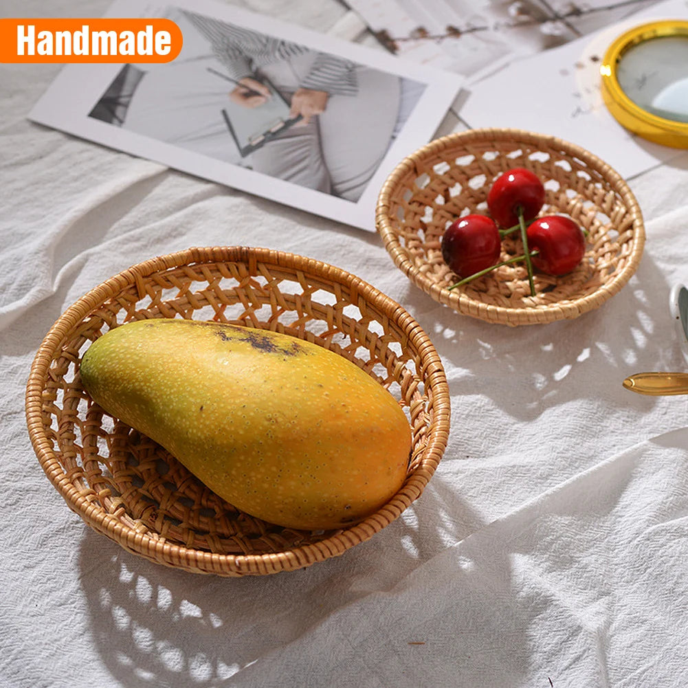 panier rond en rotin tressé pour rangement et pique-nique - vue 4 sur 8