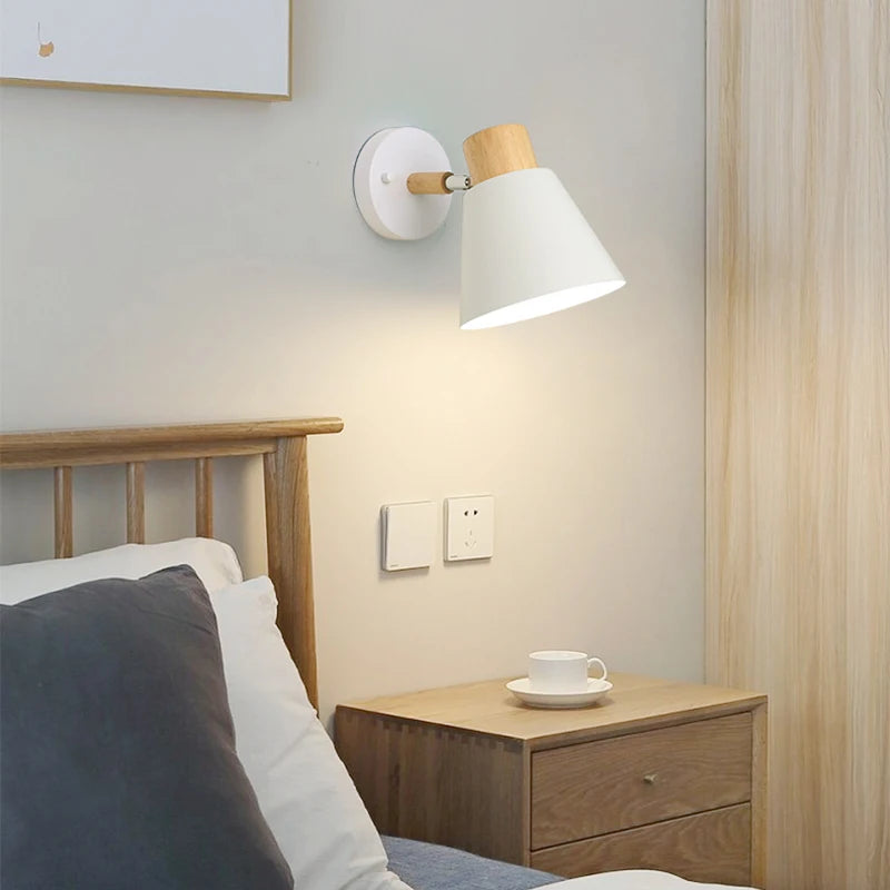 applique murale nordique en bois pour étude et escalier - vue 4 sur 11