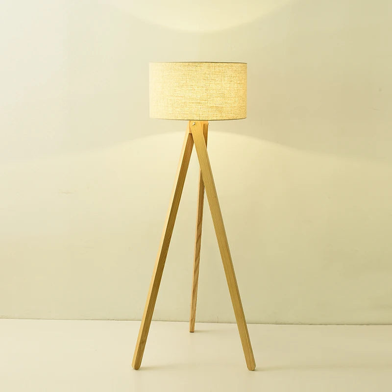 Lampadaire design Led en bois massif
