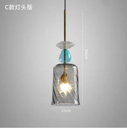 Moderne Pendelleuchte aus Glas für elegante Inneneinrichtung