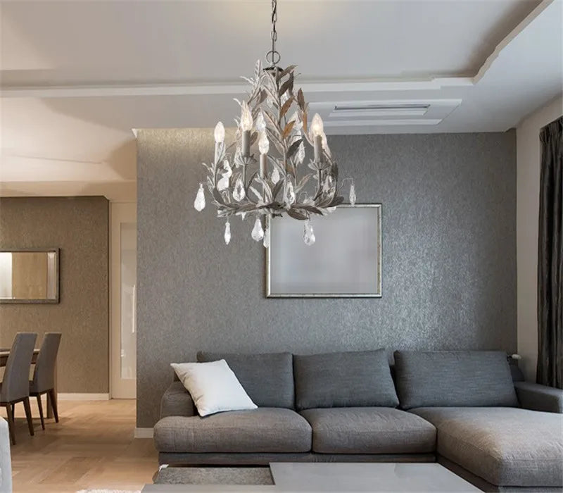 lustre vintage en fer forgé et cristal pour un éclairage rétro - vue 9 sur 8