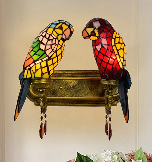 Design-Wandleuchte aus farbigem Glas mit Papageienmotiv - vue 19 sur 20