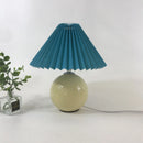 Lampe plissée bois rotin moderne LED bureau et table