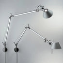 Moderne LED-Wandleuchte mit langem, klappbarem und verstellbarem Arm für Lesezimmer