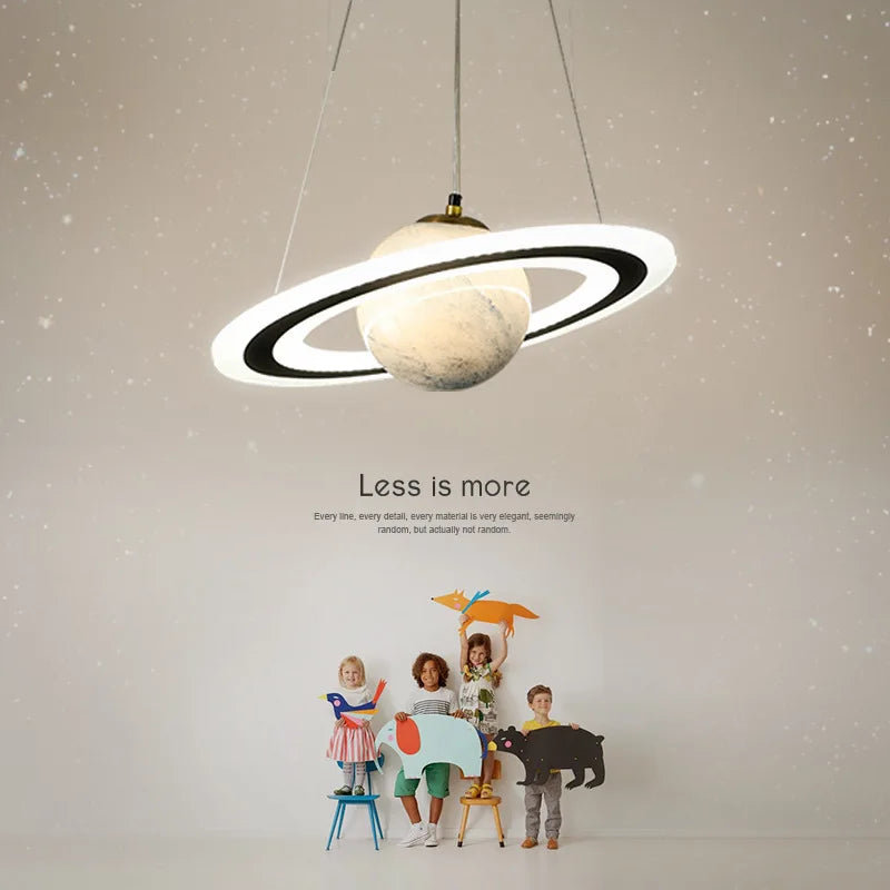 suspension design boule en verre pour décoration intérieure enfant - vue 2 sur 8