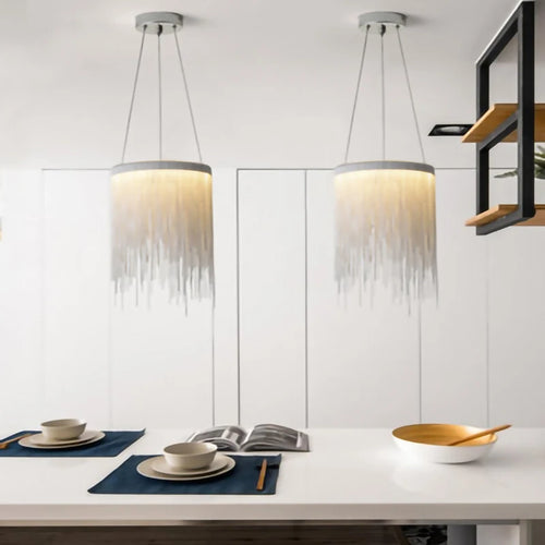 Moderner Kronleuchter aus Aluminium mit runden Anhängern und LED-Beleuchtung - vue 3 sur 7