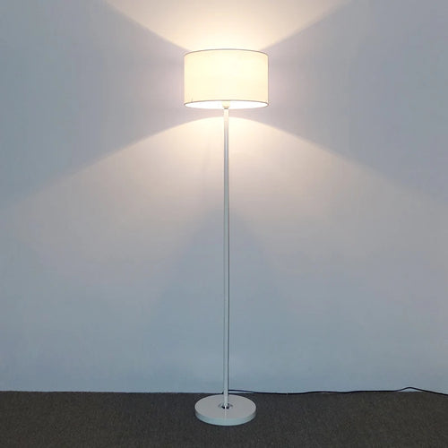 Minimalistische Nachttischlampe mit kreativem Fußschalter - vue 2 sur 10