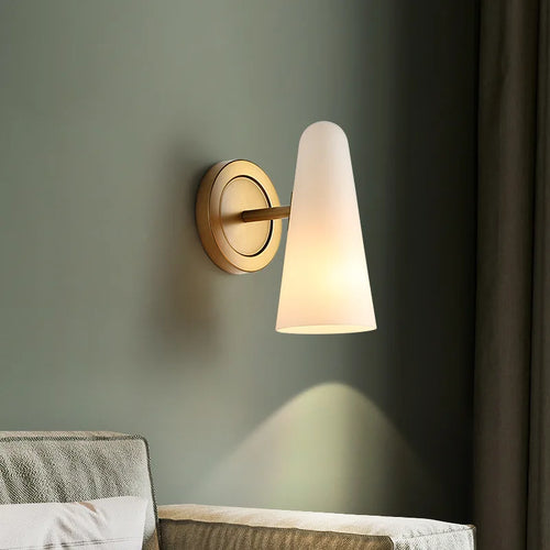 Moderne Wandleuchte aus Glas für dekorative Innenräume