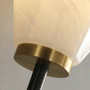 Moderne Wandleuchte aus Kupfer im nordischen Design für ein elegantes Interieur