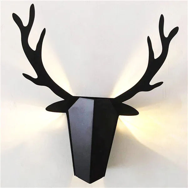 Minimalistische LED-Wandleuchte in Geweihform
