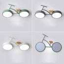 plafonnier led moderne au design nordique monté en surface