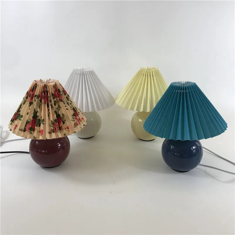 Lampe plissée bois rotin moderne LED bureau et table - vue 4 sur 21
